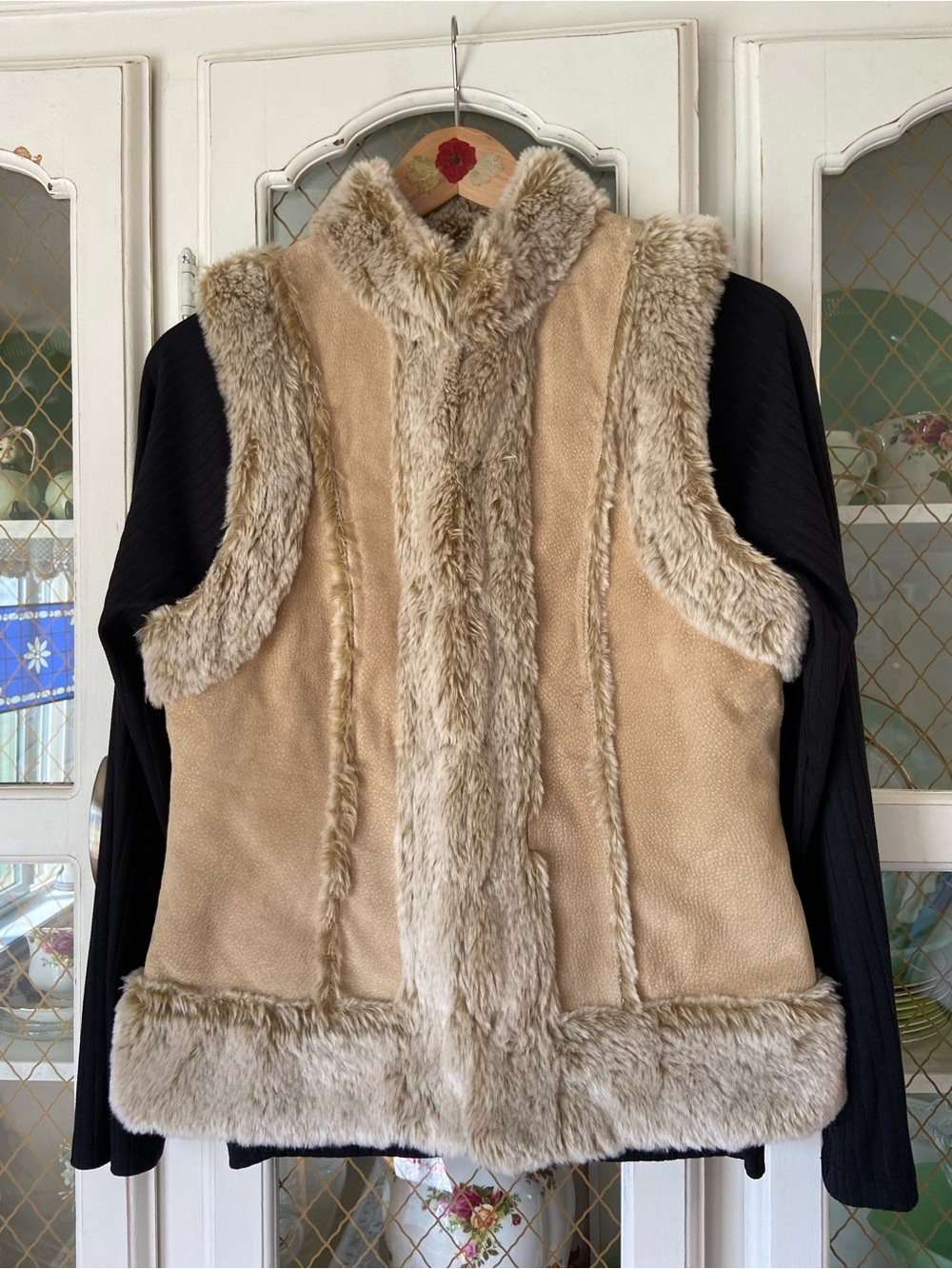 90s does 70s Tan Leather Pebble Suede Fur Trimmed Vest Women's Sleeveless Coat